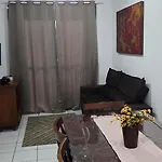 Apartamento Familiar No Centro De Ubatuba